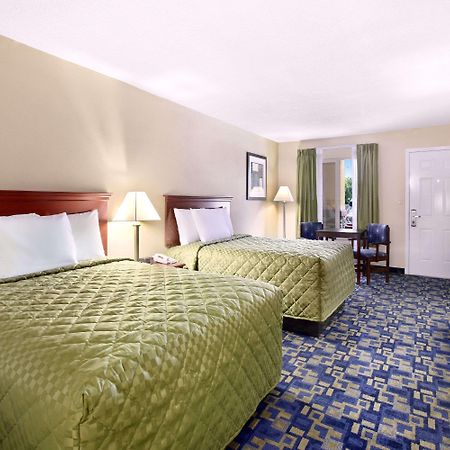 Baymont Inn & Suites Chocowinity/Washington Cameră foto